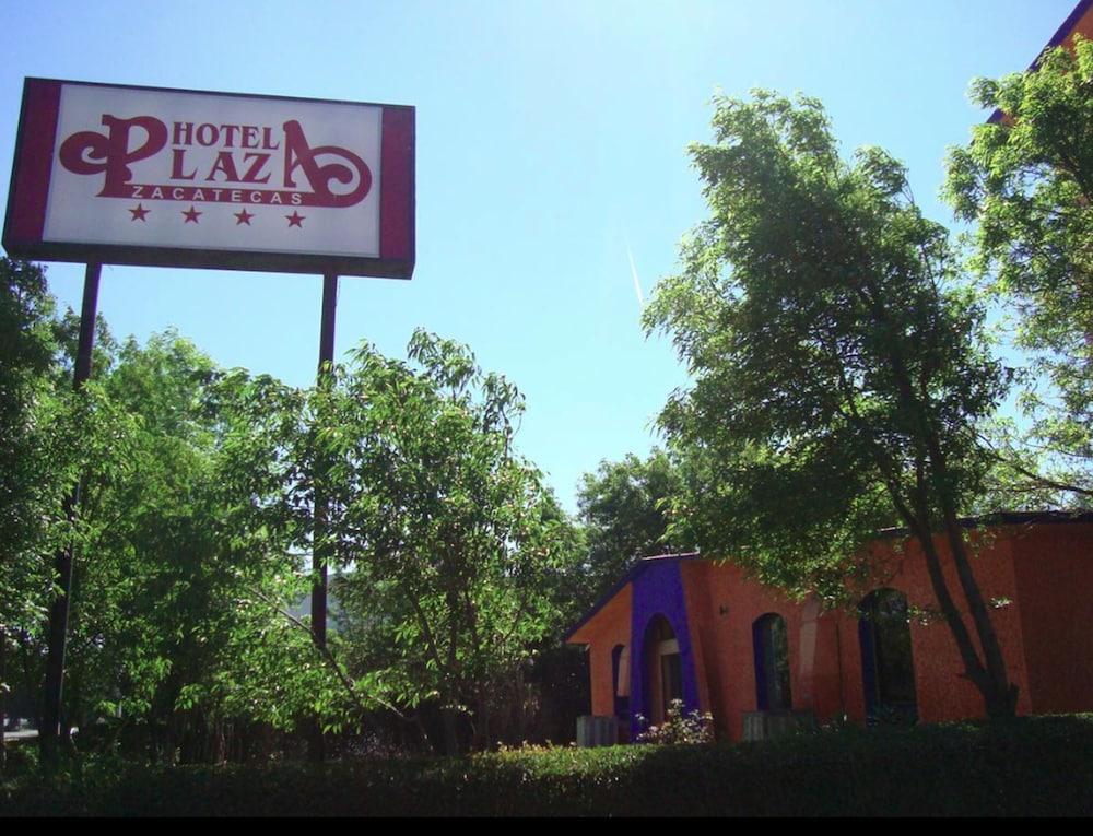 Hotel Plaza Zacatecas Guadalupe  ภายนอก รูปภาพ